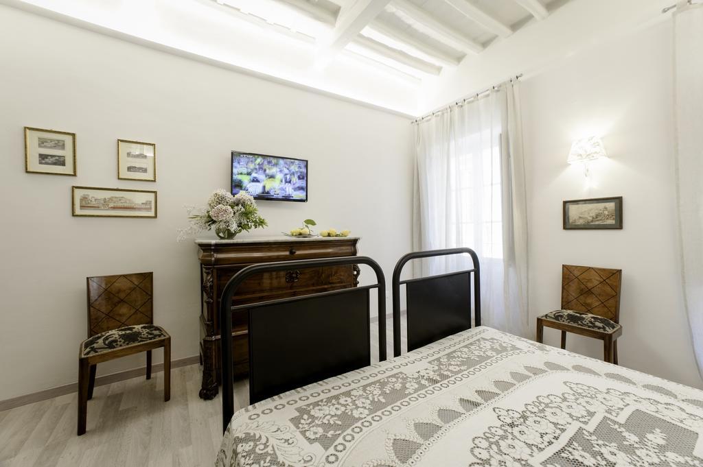 Vittoria Suite Roma Habitación foto